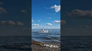 Когда захотелось пИсать на пляже🤣