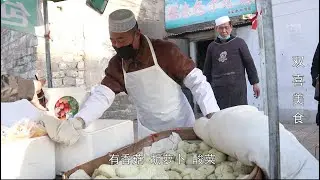 河南复工街边火爆包子铺，一上午卖光3袋面，个个流油出笼就抢光