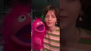 Умеет петь?!?😂 