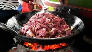 자카르타에 가면 꼭 먹어야 하는 염소고기 통셍(Tongseng)과 염소 사테이-Indonesian Street Food