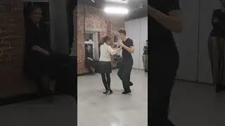 сакады с Майей  
