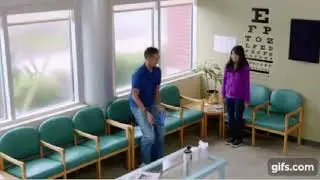 Как люди превращаются в стадо.  (Бессмысленные действия по традиции)