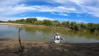 FISHING FOR WILD CARP WITH A BOTTLE. Fishing with an Overnight Stay. Karatal River.