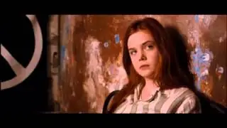 Ginger and Rosa   Trailer Starring Elle Fanning   Alice Englert  Annette Bening Christina Hendricks