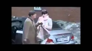 Arabasına Çarpan Kadını Çöpe Soktu