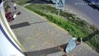 Жесточайший нокаут или беспредел на улице