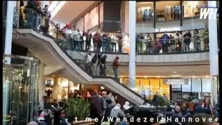 Kassel: unfassbare Szenen in einem Einkaufszentrum! #ks2003