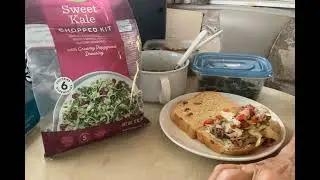 Veggie sandwich with jack fruit @1spiricallove