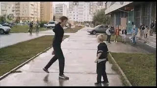 Дерзкий пацан со стволом