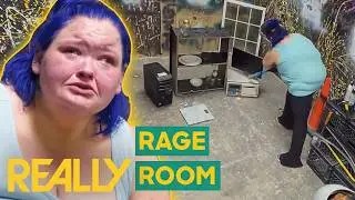 Amy Breaks Down In A Rage Room | 1000-lb Sisters