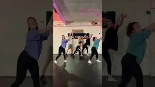 Typa Girl - BlackPink 