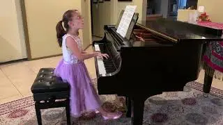 Bach: Invention 1a in C Major, BWV 772a  - Sophia (age 8)