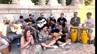 Popurrí de Rumbas en el Parque del Retiro Madrid Cerrado Por Vacaciones & Amigos