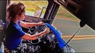 Curta Metragem #99 (Video de Caminhao Para Status)