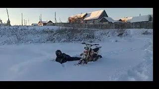 Когда зимой делать не чего,это Деревня