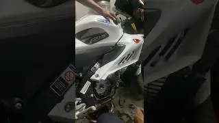 R15 v4 burnout side-effect ￼#rider #yamaha #youtubeshorts