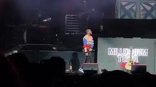 Lloyd live performance at the Millennium tour 2021