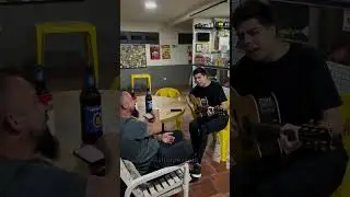 PAGUEI UMA CERVEJA E CANTEI DE SURPRESA