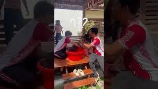 KESERUAN SAMANTHA PERTAMA KALI MANDIIN KUCING !!