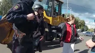 видео взято с канала стоп хам мск. Всё по факту так с такими и надо
