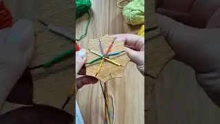 Perfekt für Anfänger: Mit dem Knüpfstern ganz einfach einzigartige Schmuckstücke kreieren. 🧶🌈