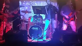 Mujer amante cover Deserters