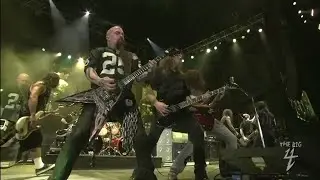 Metallica - Overkill (Live at Yankee Stadium- Bronx, New York - September 14, 2011)