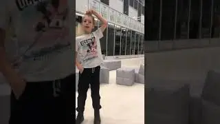 Играем в Амонг ас 😎🍓📱📱📱
