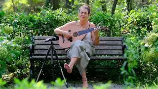 Ezgi Köker - Rüzgar Kırdı Dalımı
