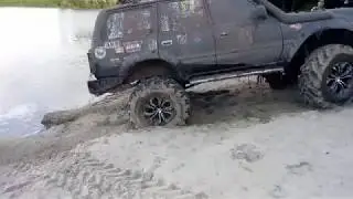 42 трактора в песке после гонки offroad 4x4