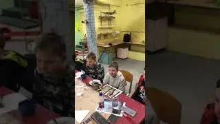 занятия в авиамодельном кружке от винта  6