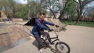 ЕЗДА НА ЗАДНЕМ КОЛЕСЕ на БМХ - Менуал / How to manual BMX