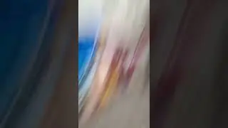 мой секрет: я умеею ходить по потолку!!