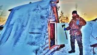 Изба строится - Установил дверь. Наступила зима. Пробиваюсь до Хижины по снегу