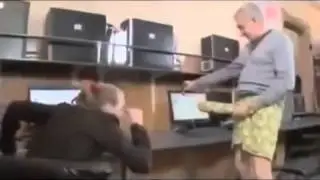 Смешные розыгрыши | Мужик разыграл людей | У мужика очень большой