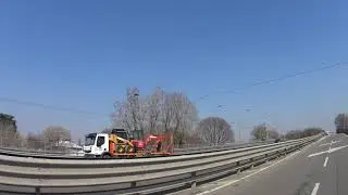 Milano, sul ponte della Ghisolfa