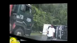 Lori Terbalik KM47 Menujuh Tuaran ( Ranau - Tuaran )