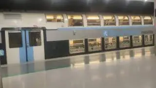 Tripple decker train 🚂 @Paris, France 