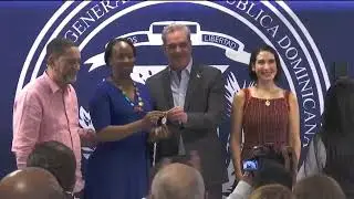 Luis Abinader: Keys to housing presented to Dominicans residing in the U.S.