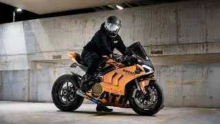 DUCATI V4; 