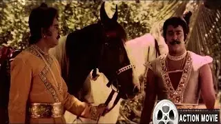 ആര് മരിച്ച് വീണാലും വച്ച കാൽ പിന്നോട്ടില്ല | Kadathanadan Ambady Malayalam Movie Action Scenes