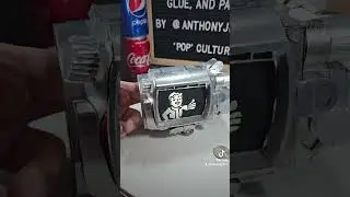 Fallout pipboy sculpture (Soda cans)