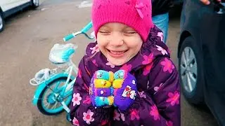 VLOG: Купили Маше Новый велосипед! Счастью нет предела 8.05.2017