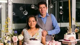 Photo and video slideshow