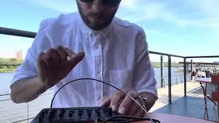 Roland T-8 Acid techno live act