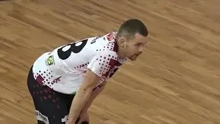 Ermanis fast break behind the back