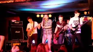Не прислоняться The Band - надо ли