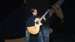When a guitarist joins an opera…