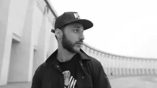 L'One ...