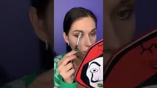 что написано на палетке теней 😂😄 #бьюти